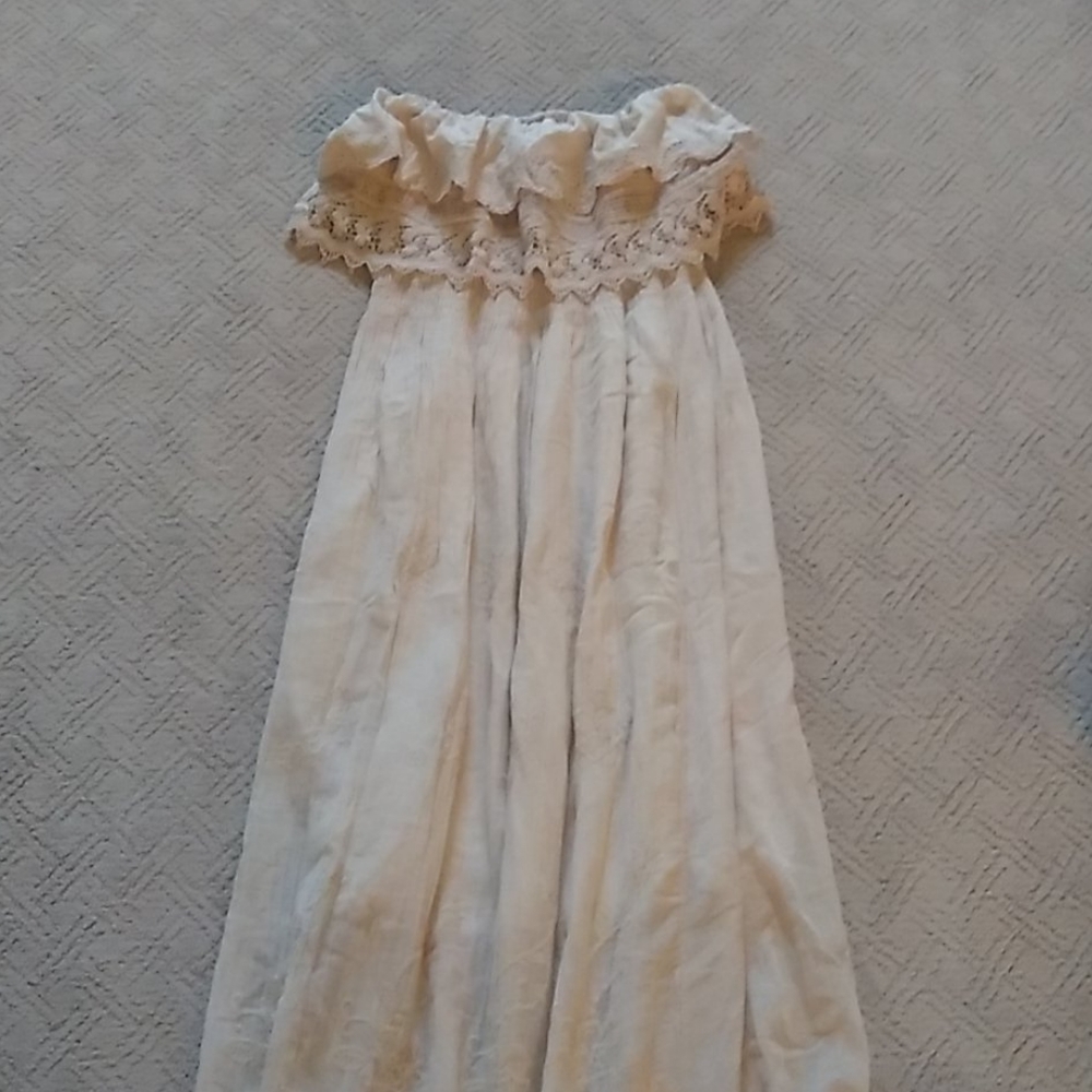 Maxi, strapless dress